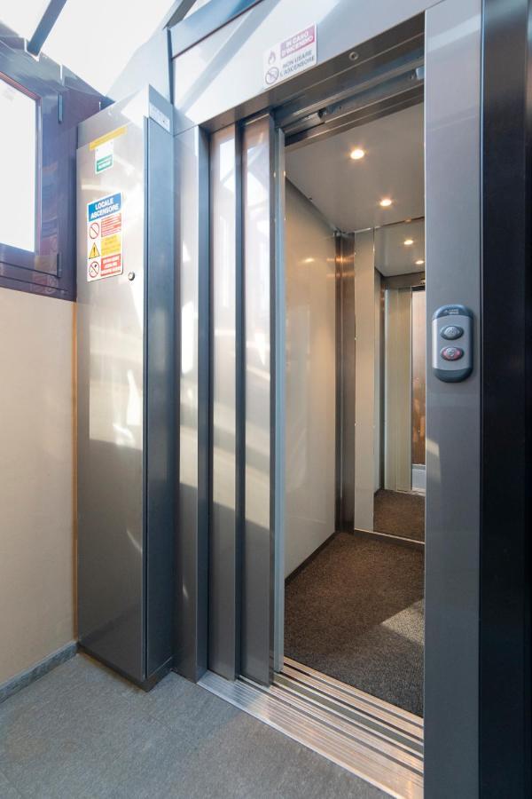 To-Housing3, Luce E Relax Al Centro Di Torino Apartment Екстериор снимка